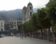 Zafferana Etnea: piazza e chiesa.